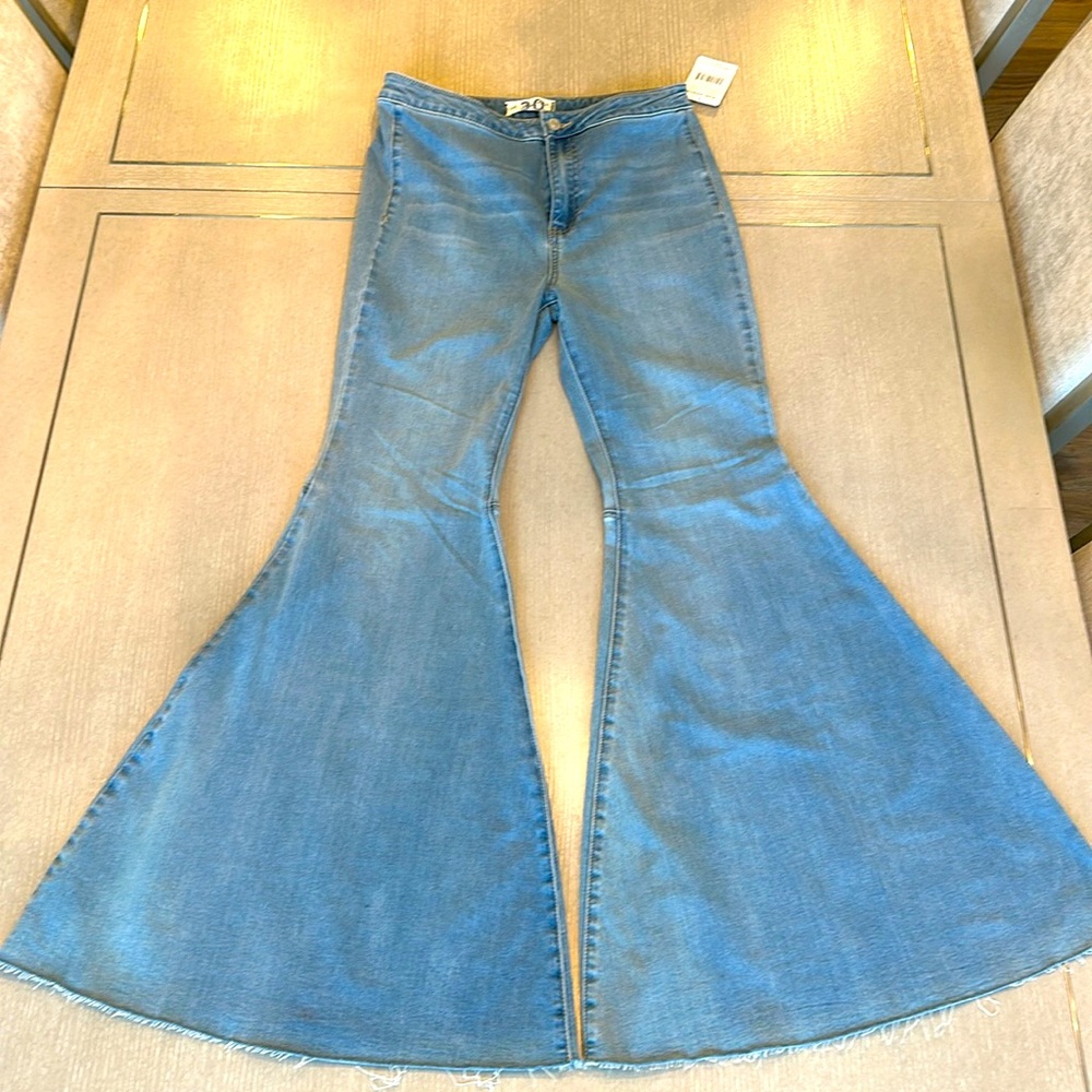 Free People Flared Jeans size 30, high waisted